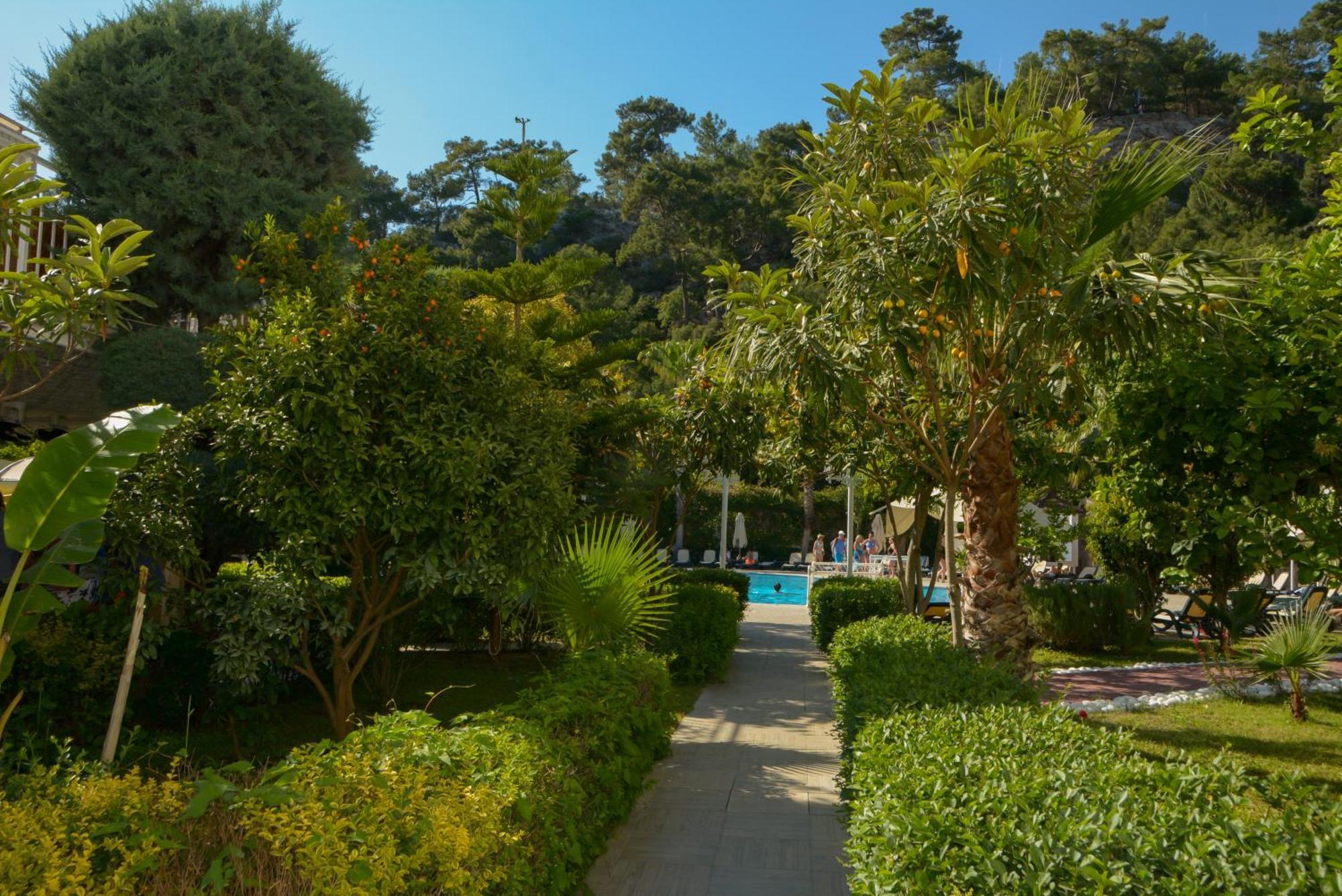 Miramor Hotel & Spa Antalya Ngoại thất bức ảnh The gardens of the hotel